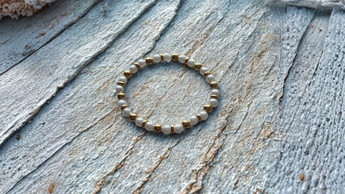 Solnrea “Dawn Whisper” Bracelet